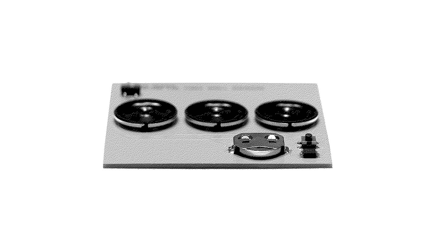 Composition for three small speakersTristan Perich