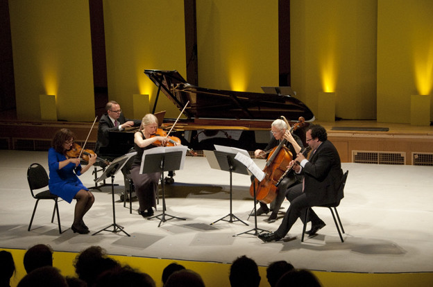 l'ensemble recherche © Camille Roux