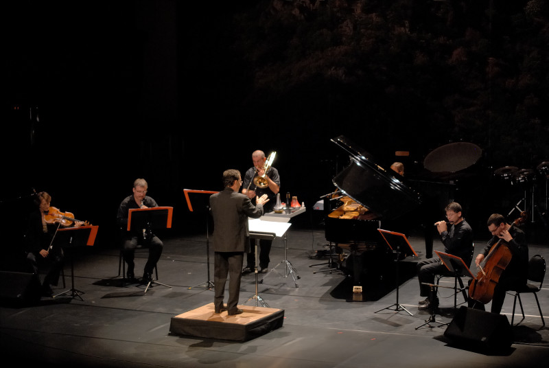 Ensemble 2e2m et Neue Vocalsolisten © Philippe Stirnweiss