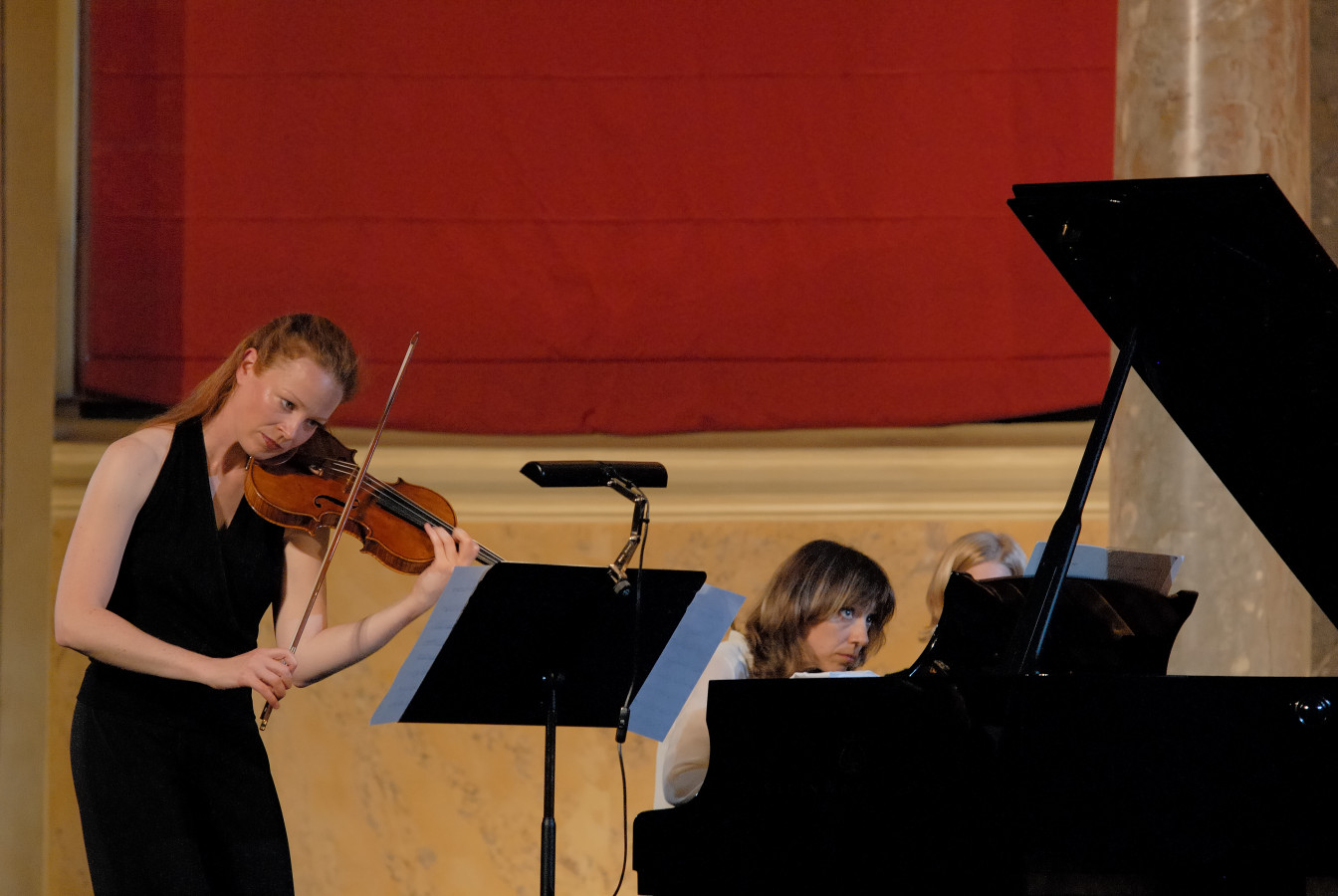 Carolin Widmann et Claire Désert © Philippe Stirnweiss