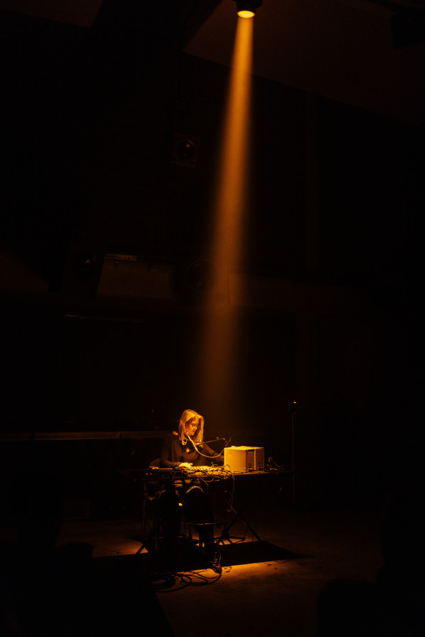 MUTEK #1 (Lesley Flanigan, Tristan Perich, Guillaume & the Coutu-Dumonts, Data Plan), Festival Musica Strasbourg, 2025 © Thaïs Breton