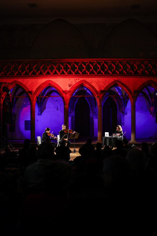 Songs of erosion (Clara Levy, Victor Guaita, Clara de Asís), Festival Musica Strasbourg, 2025 © Thaïs Breton
