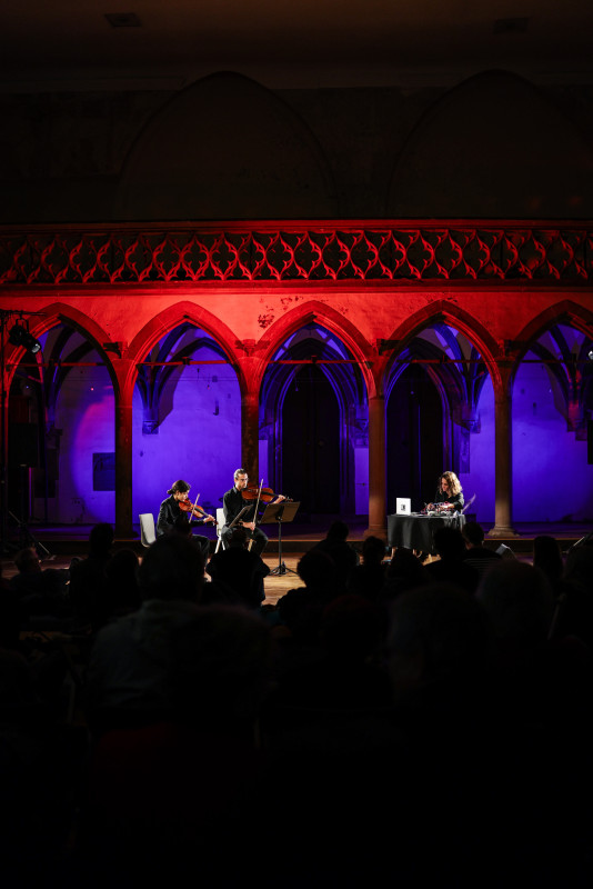 Songs of erosion (Clara Levy, Victor Guaita, Clara de Asís), Festival Musica Strasbourg, 2025 © Thaïs Breton
