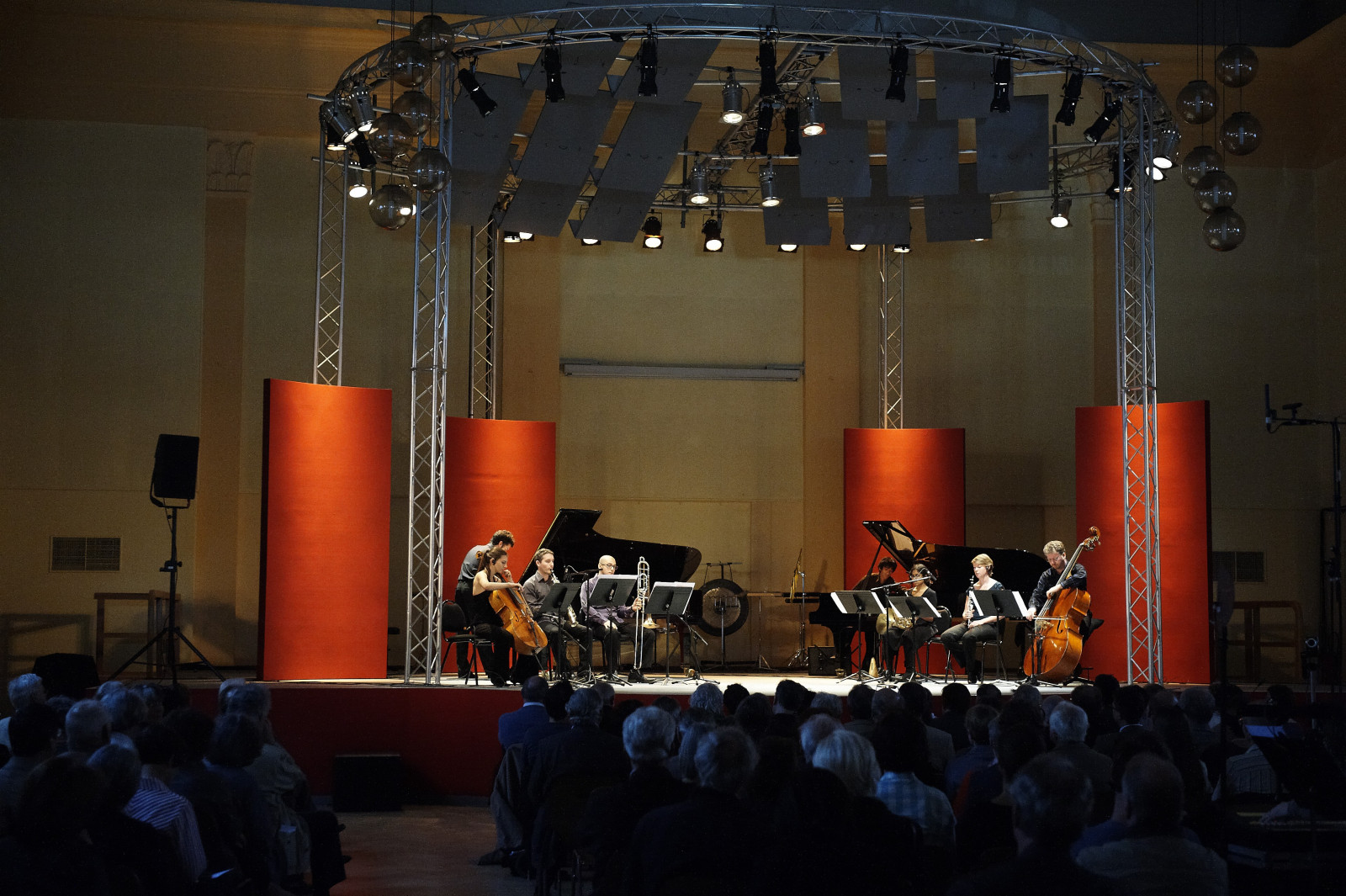 Académie Internationale de l'Ensemble Modern