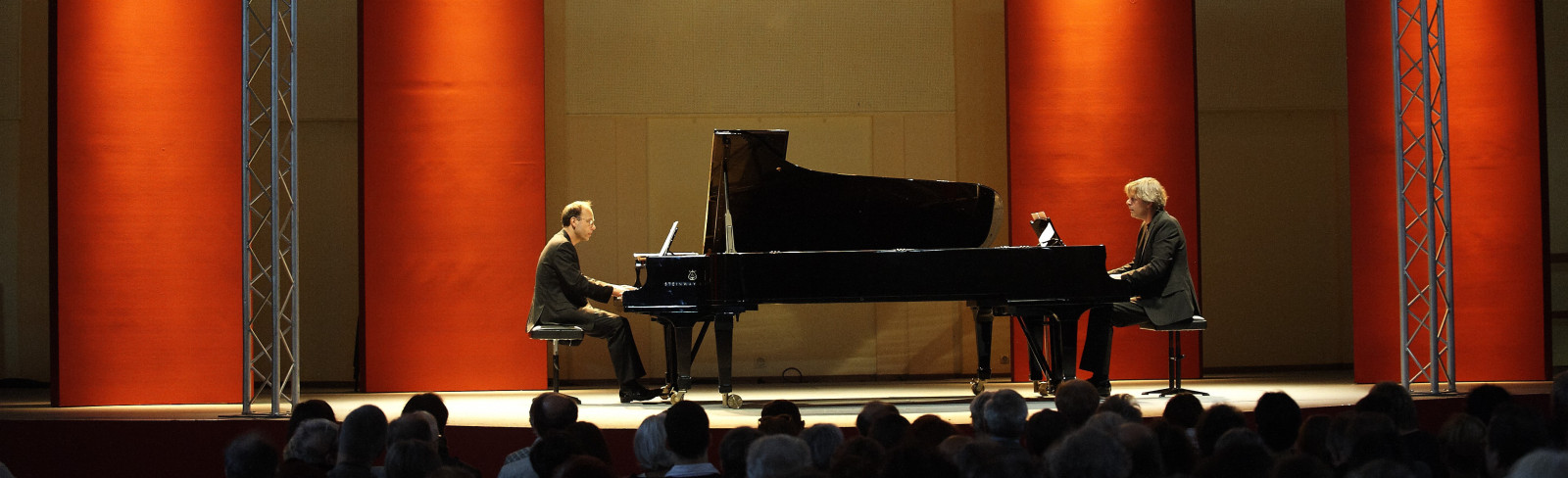 Andreas Grau / Götz Schumacher, piano