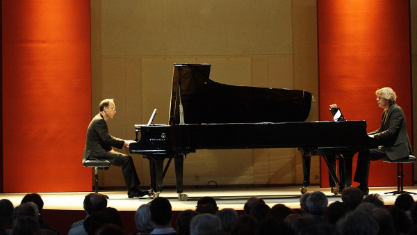 Andreas Grau / Götz Schumacher, piano
