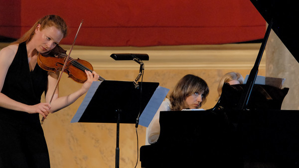 Carolin Widmann, violon / Claire Désert, piano