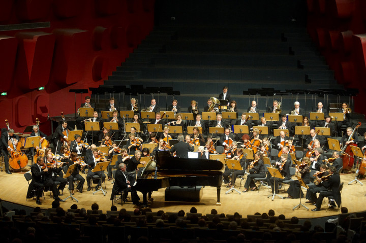 Brussels Philharmonic Philippe Stirnweiss